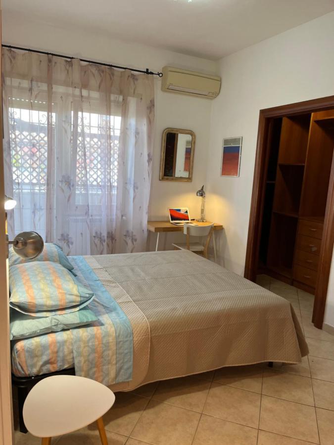 Attico Con Terrazza In Via Dei Traghetti Apartment Lido di Ostia Exterior photo