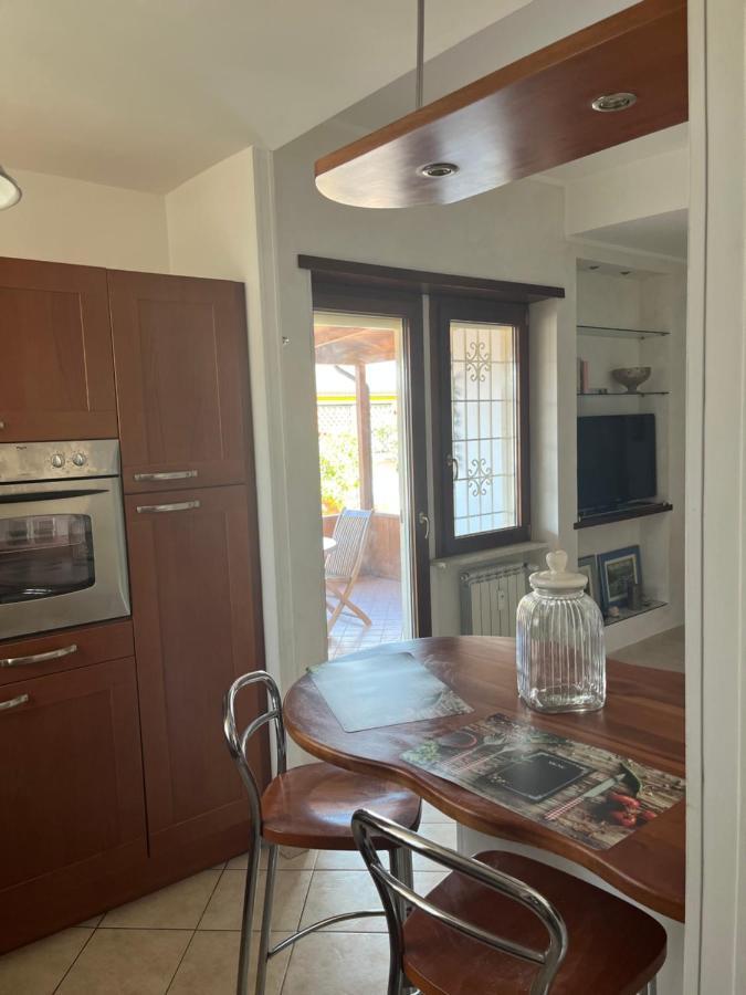Attico Con Terrazza In Via Dei Traghetti Apartment Lido di Ostia Exterior photo